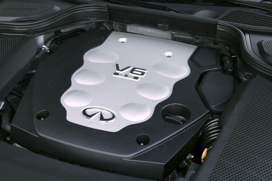  Infiniti M35x 2006 года  (фото 13 из 26)